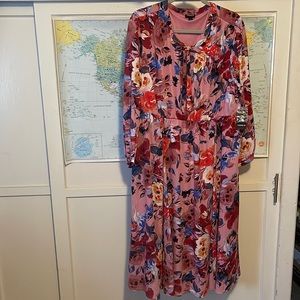 NWT Bright Floral Torrid Dress